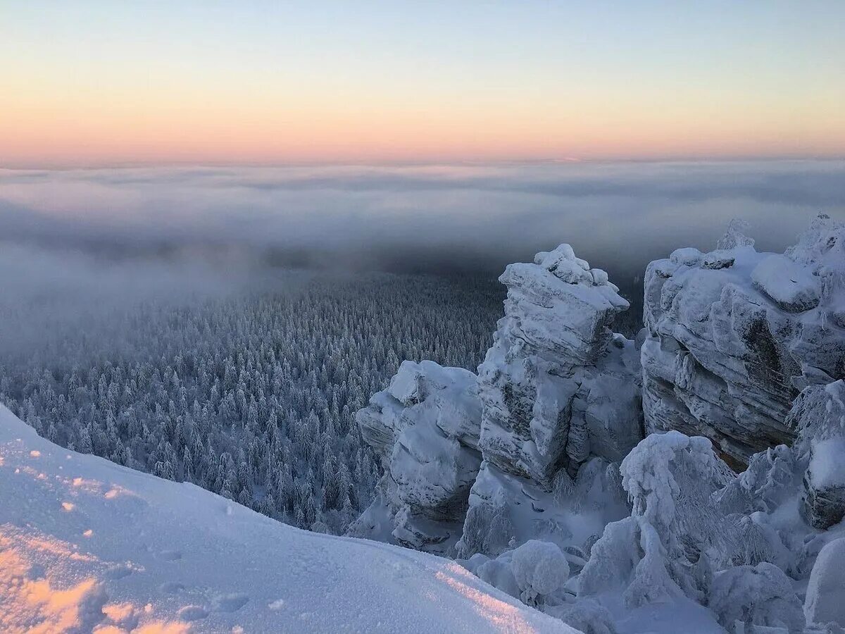 Полюдов камень красновишерск. Гора полюд пермский край. Полюд фото. Полюдов камень пермский край. Полюд гора красновишерск.