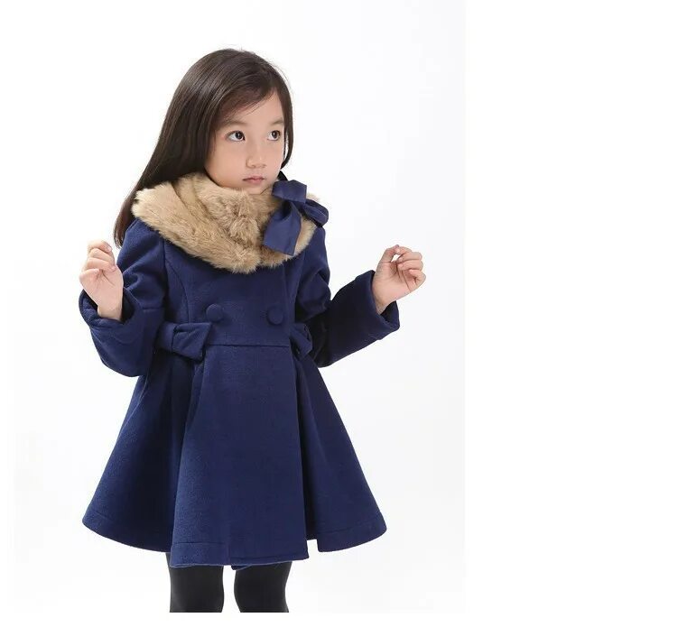 пальто зимнее для девочек. пальто зимнее детское. девочка в красной куртке. осеннее пальто для девочки. пальто зимнее детское.