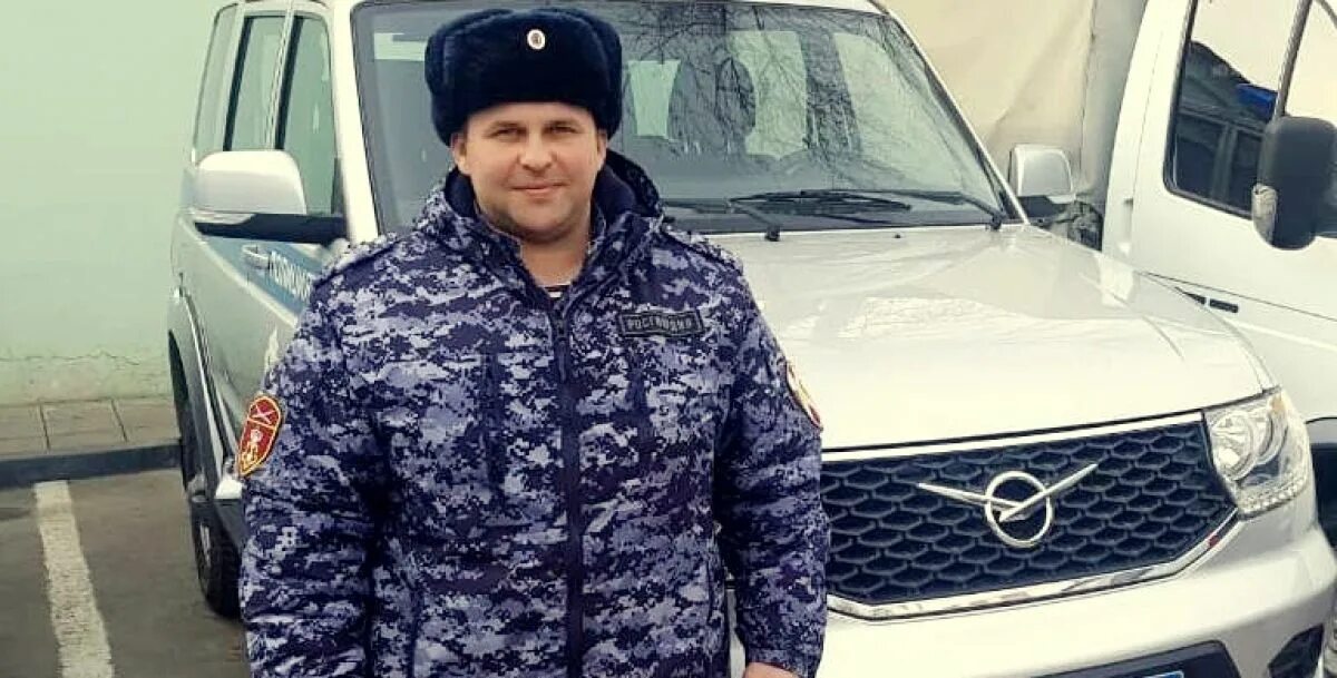 Сторож охранник ростов дон. Срочно требуется охранники на базу отдыха. Сторож склада. Охранник на стоянке. Сторож охранник ростов дон.