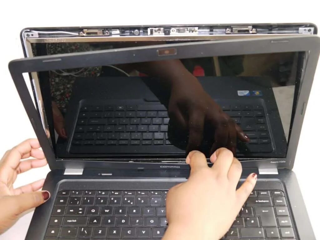 Экран лаптопа. Hp laptop screen. экраны для ноутбуков hp. начальный экран ноутбука. laptop screen replacement.