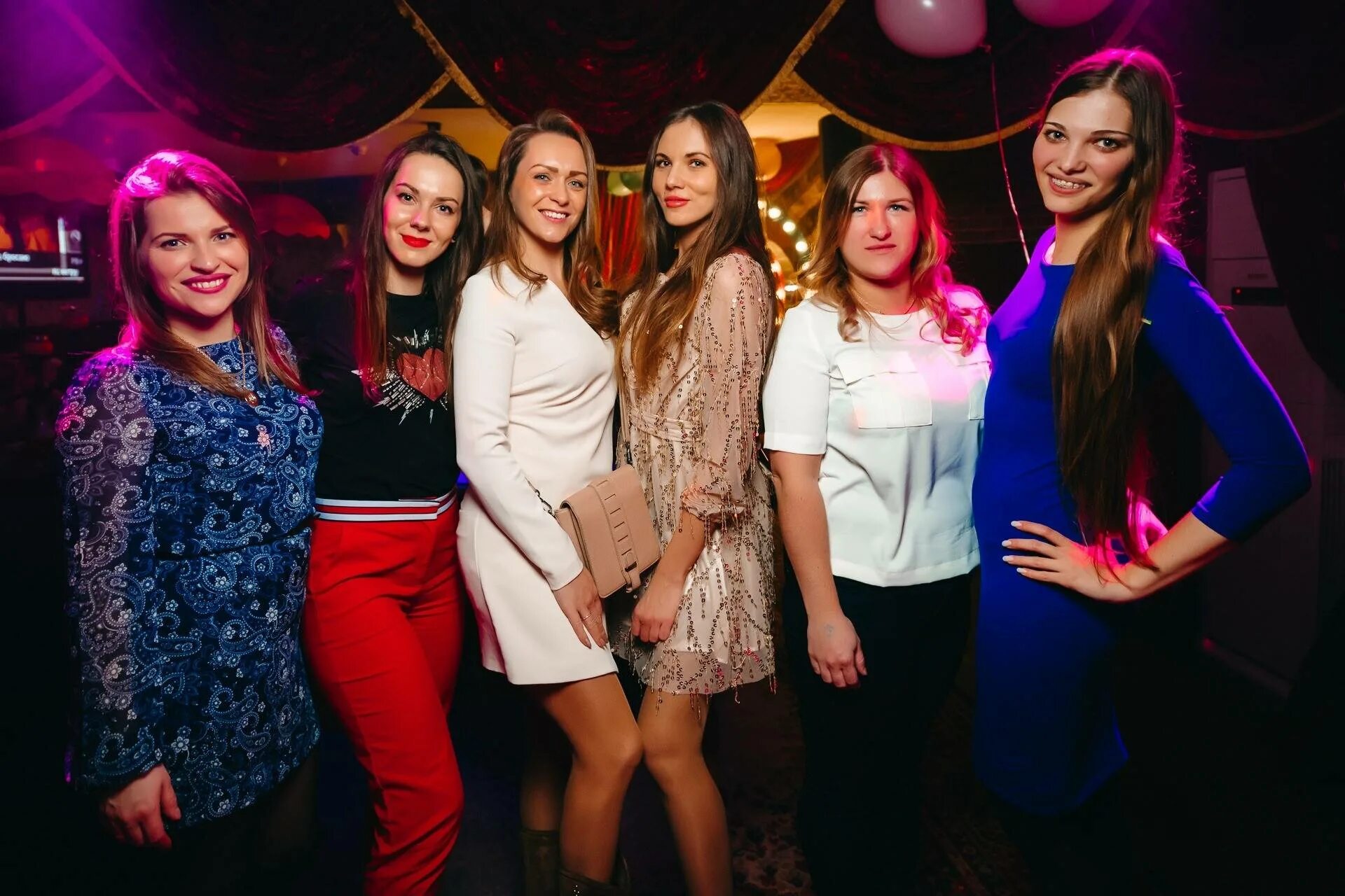 день рождения в баре руки вверх. руки вверх бар мичуринский. сергей жуков руки вверх бар. руки вверх бар томск. бар руки вверх на канале грибоедова.