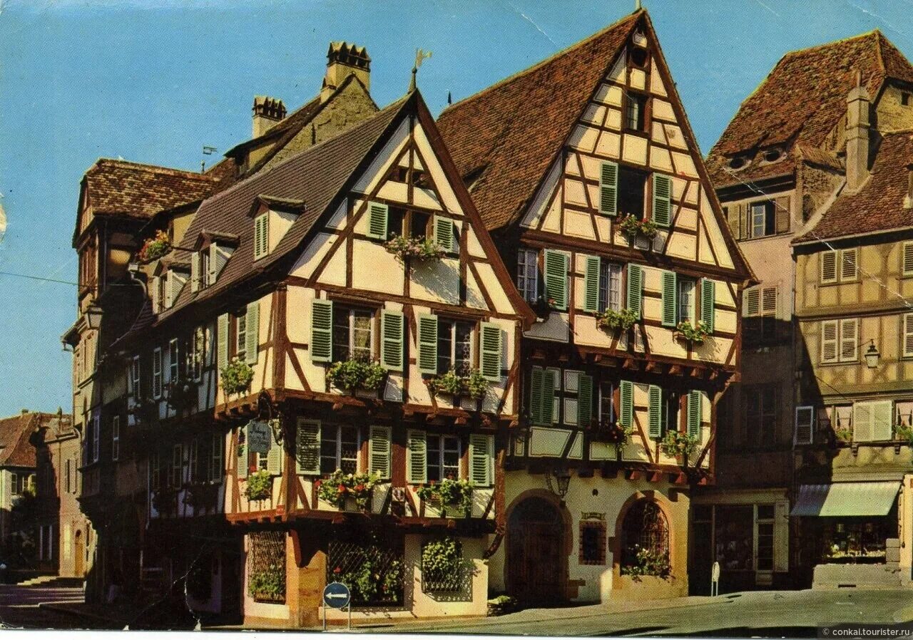 Как выглядят немецкие дома Old bavarian style farm house in the Allgau region of Germany. Stock Photo in 20