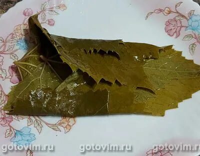 Завернуть в виноградные листья как называется