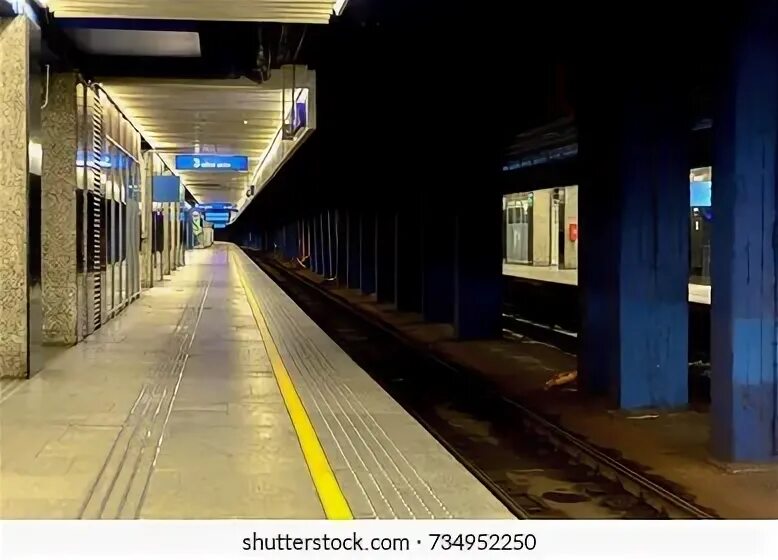 Empty station
