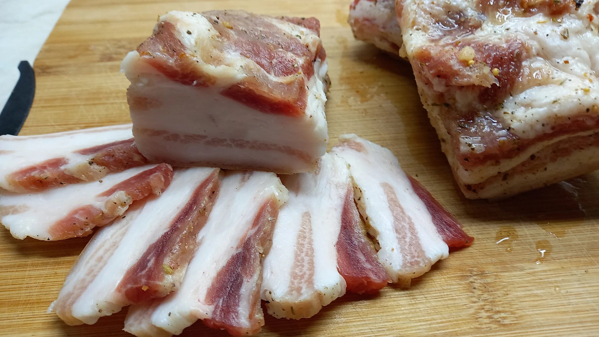 Как вкусно засолить мясную прослойку