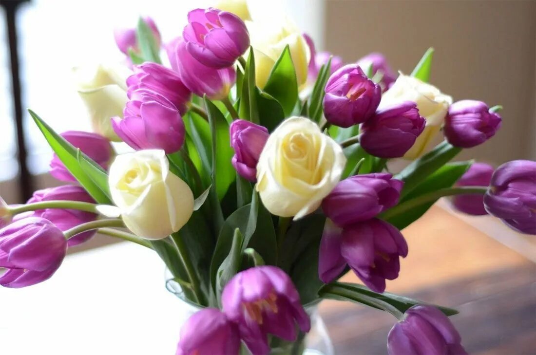 С днем рождения женщине красивые тюльпаны поздравления. Красивый букет. Весенний букет. С днём рождения тюльпаны. Красивый букет весенних цветов.