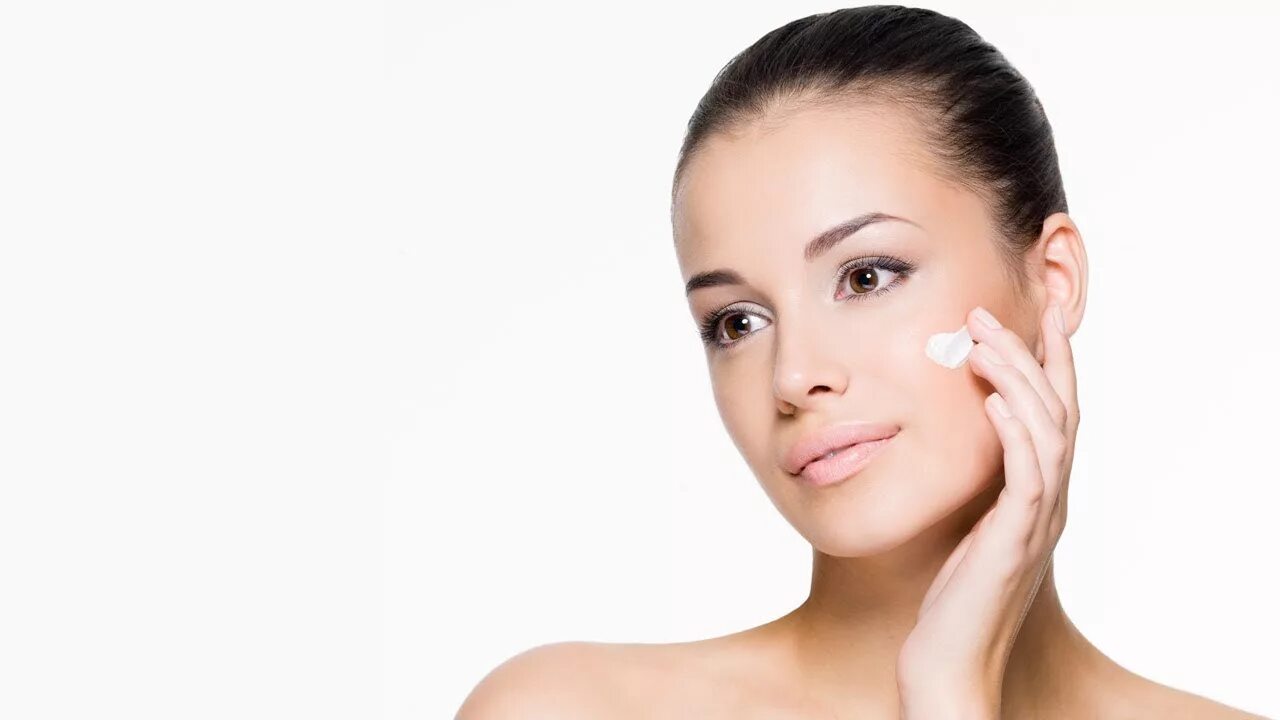 A journey to brighten your skin. Омоложение кожи лица. Отбеливание кожи лица. A journey to brighten your skin. Корейский уход за кожей после 35 лет.