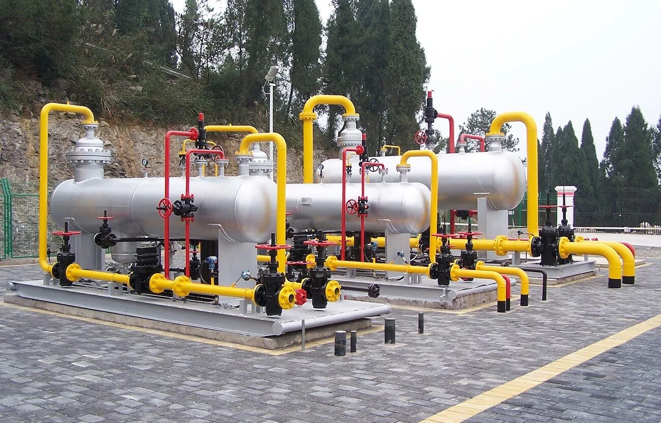 Низкотемпературный сепаратор. Сепаратор нефтегазовый нгсв 200. двухфазный сепаратор нефти. блок фильтров сепараторов газа. блок сепаратора пробкоуловителя.
