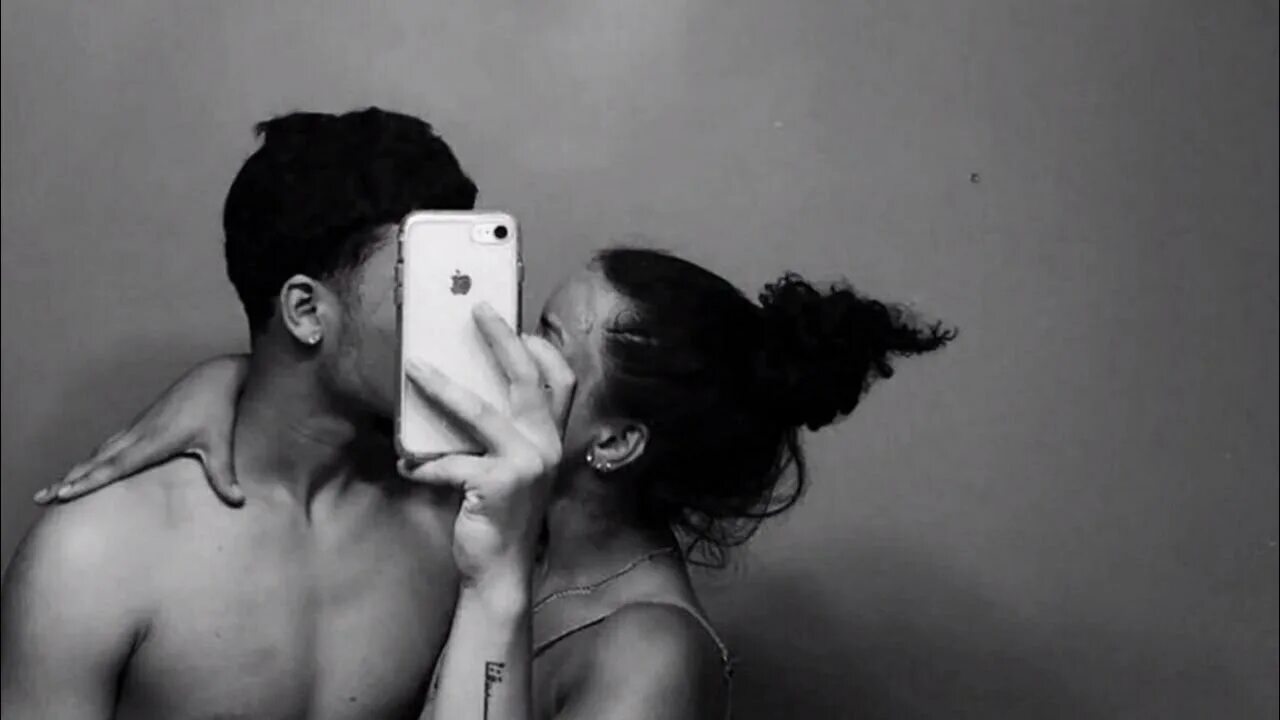 Моя королева подарила мне сонмиягм. Мияги моя королева. Королева подарила мне сон. Мияги любовь кормила поцелуями. Мияги моя королева подарила мне сон.