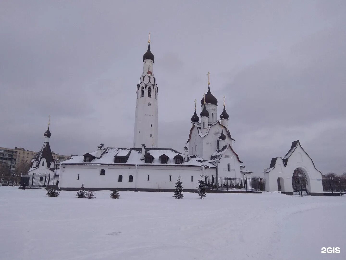 Ап. Храм апостола петра санкт-петербург. Храм святого первоверховного апостола петра. Святого первоверховного апостола петра в весёлом посёлке. Храм апостола петра в веселом поселке.