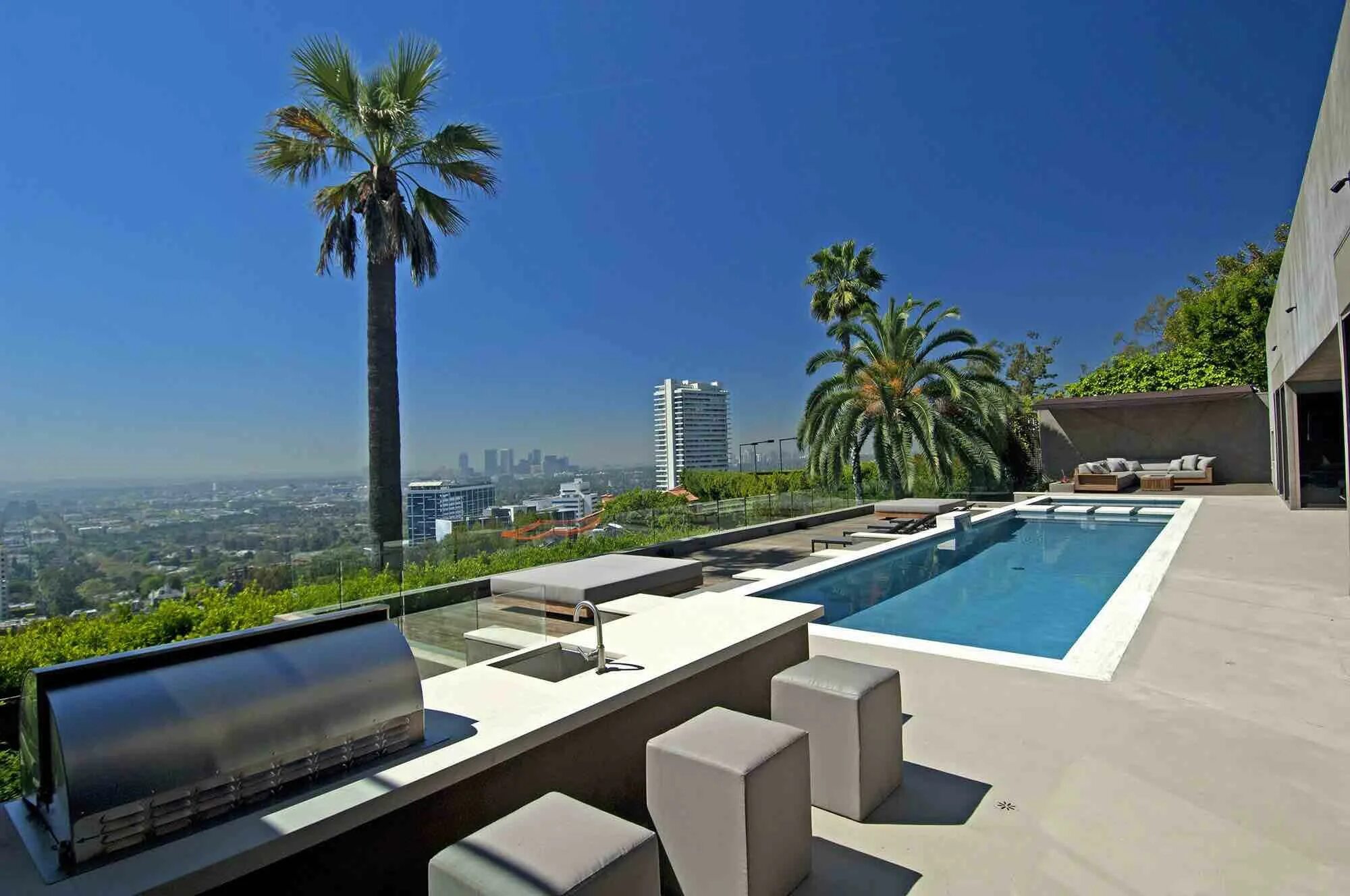 Проект нового города в лос анджелесе Office space to rent: California, Union Bank, 445 S. Figueroa Street, Los Angele