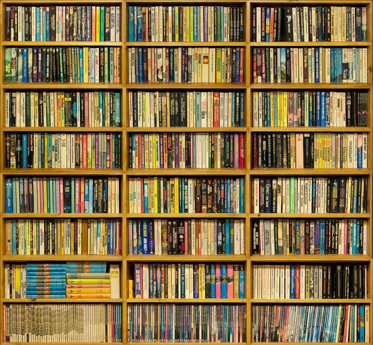 Полка для книг. Текстура книжной полки. Полка для книг. Полка книжная. Книжная полка с книгами.