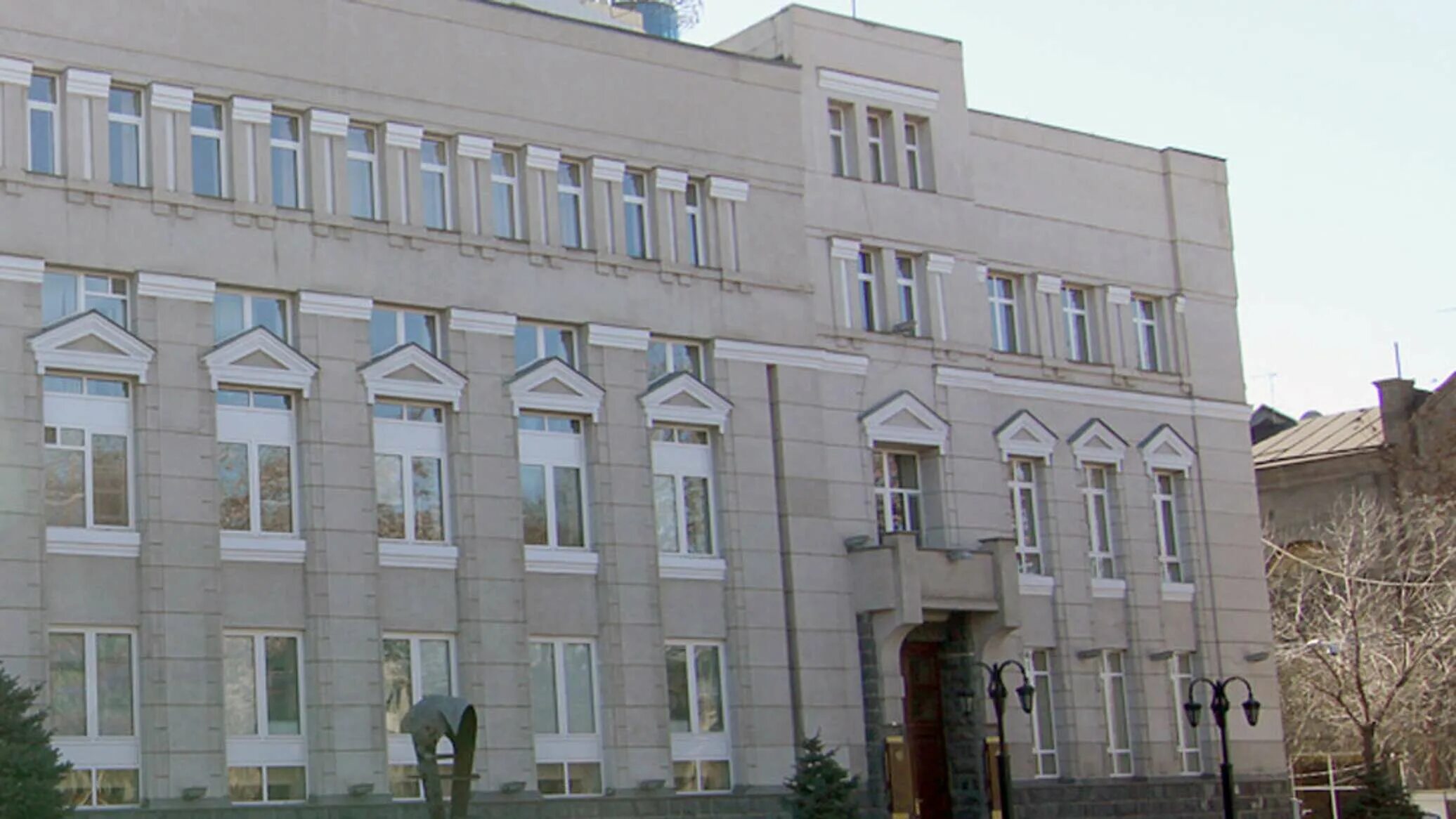 Втб банк армения. Центральный офис втб ереван. Республика армения банки. Центробанк армении. Коммерческие банки армении.