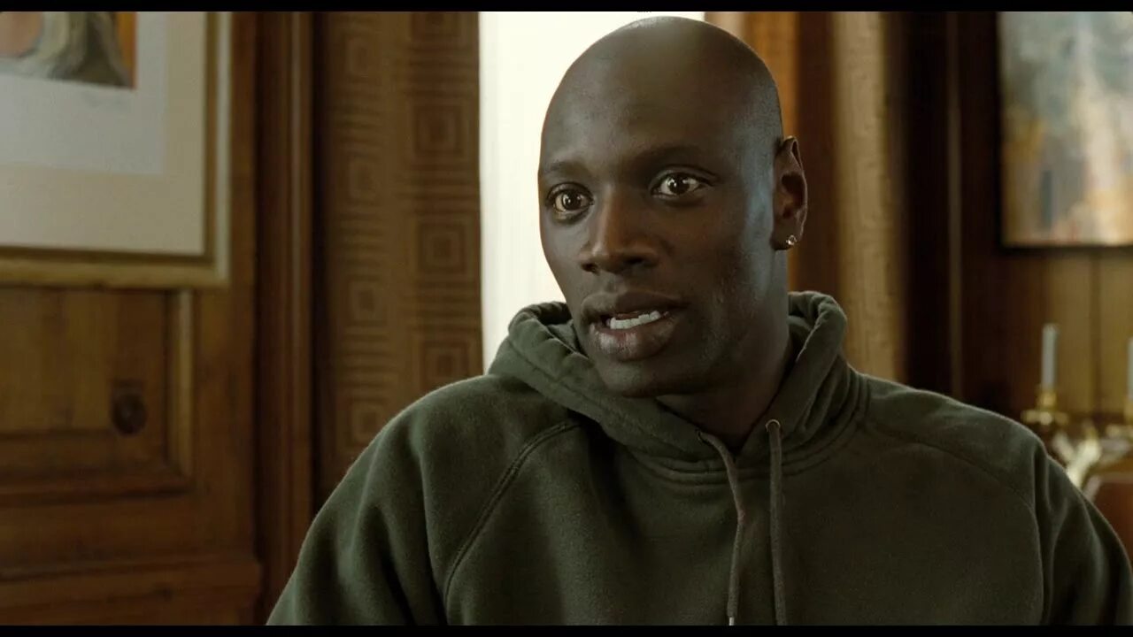 Открой 1 плюс 1 2. Омар си дрисс. омар си один плюс один. 1+1 фильм 2011 les intouchables. омар си 2011.