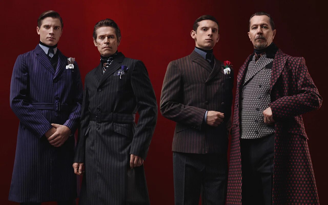 2012 men. 2012 men. H. Versace glasses men. Уильям дефо показ прада.