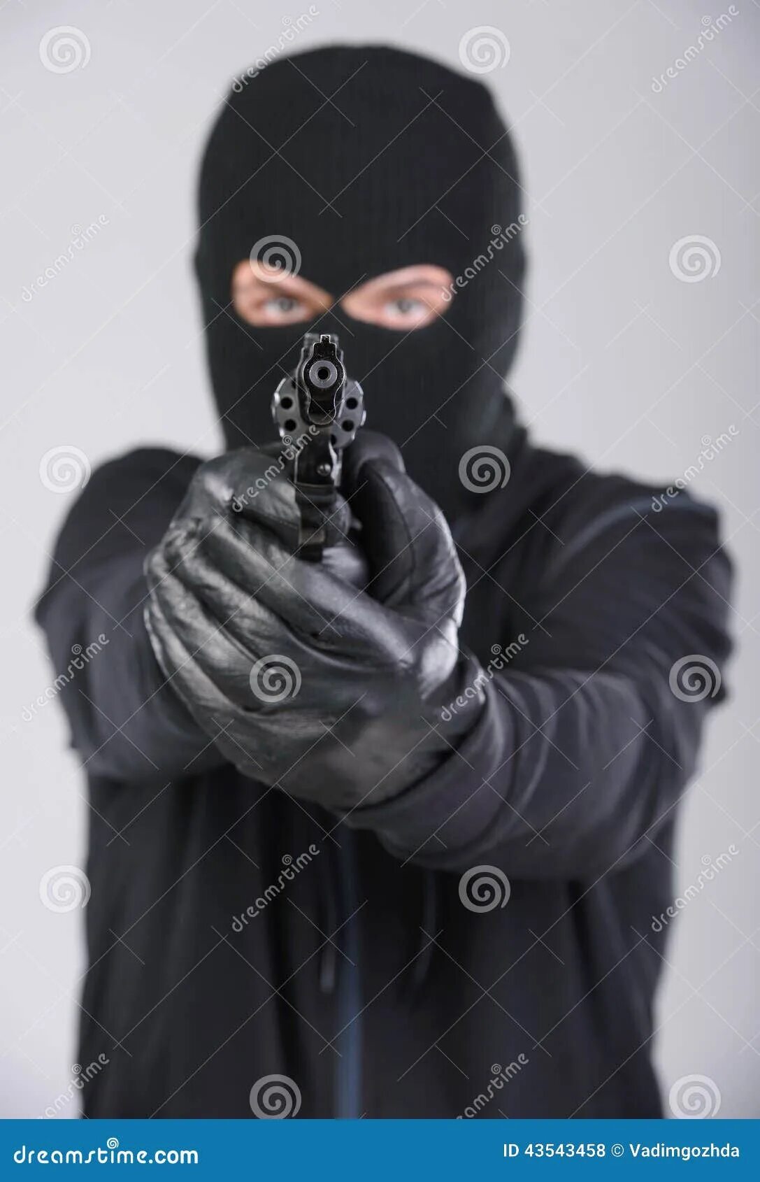 Masked Robber. Female masked Robber. Robbery with Camera. Robber with Gun. Страница угрожать