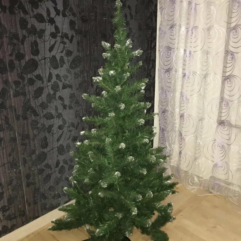 Новогодняя ёлка в белореченске. 80. Елка карпатская 210 литая. Итальянская елка. Ребус про белку.