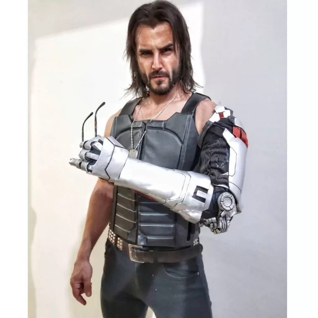 Киберпанк 2077 рука джонни. Джонни сильверхенда. Рука сильверхенда cyberpunk 2077. Cyberpunk рука джонни. Cyberpunk рука джонни.