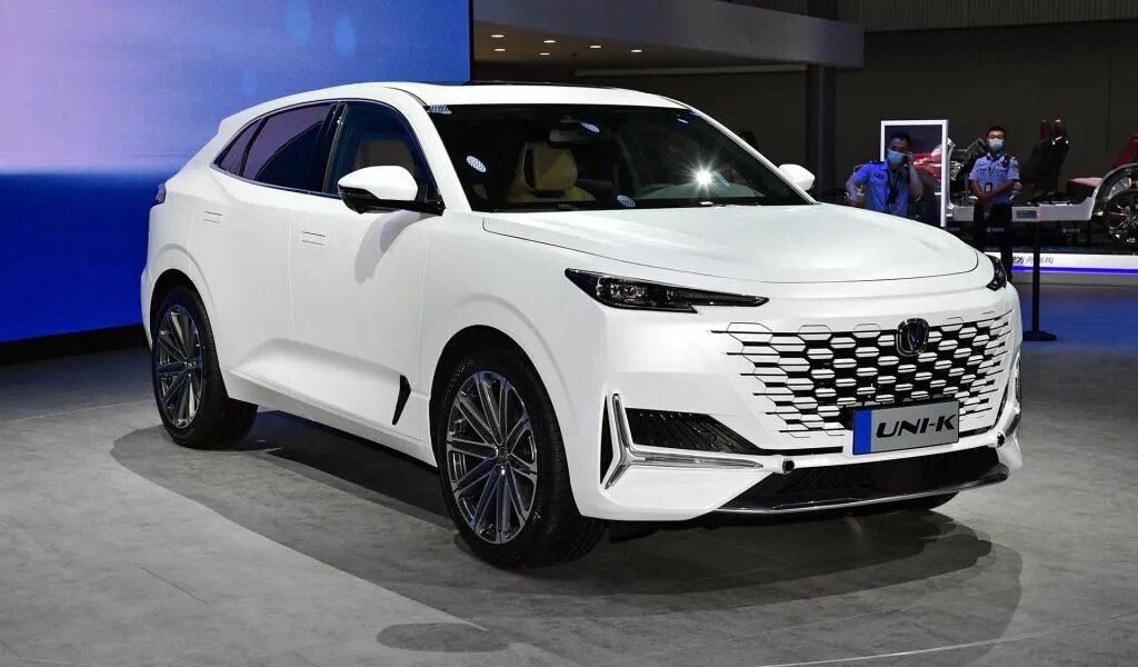 Юникей чанган 2023. Чанган uni-k 2022. Чанган uni-k серый. Автомобиль чанган юника. Кроссовер uni-k 2022.