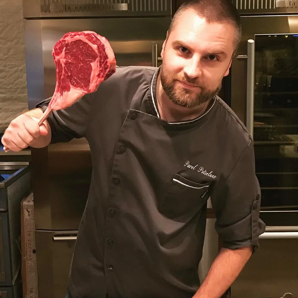 Мясник из игры мистер мит. Колоритный мужчина. Кто такой мясник. Кто такой мясник. Мгсник.