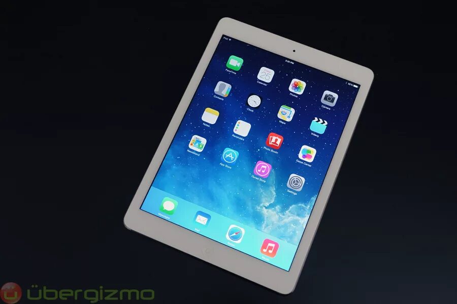 Ipad air обзоры. IPAD Air 2013. Apple IPAD Air 2013. Айпад АИР 2013. Планшет IPAD Air 2013 года.