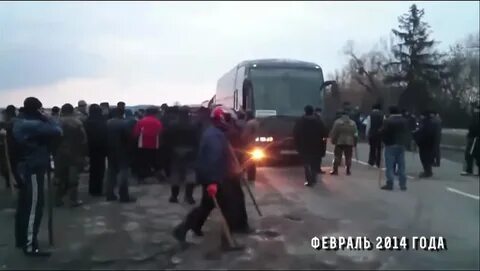 Напали на автобус