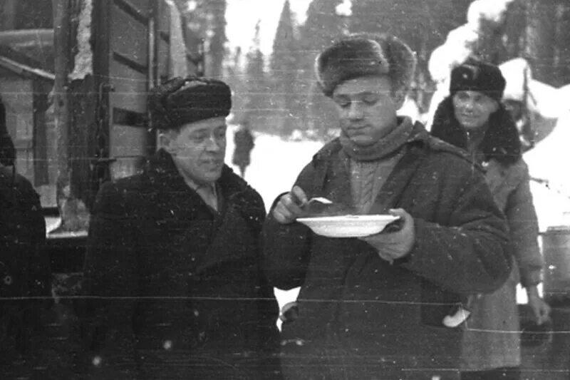Где снимали девчата зимой. Девчата фильм 1961 съемки. бобровский леспромхоз девчата. фильм девчата съемочная группа. съемки фильма девчата.