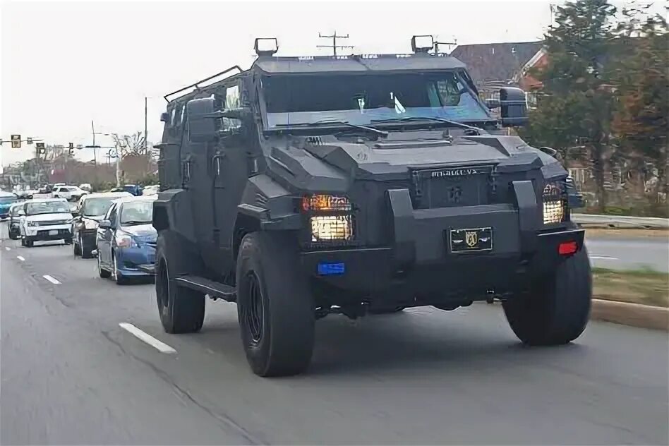Бронемашина буран. Броневик sentry apc. Комбат т98 2021. Газ 2330 тигр черный. Броневик inkas.