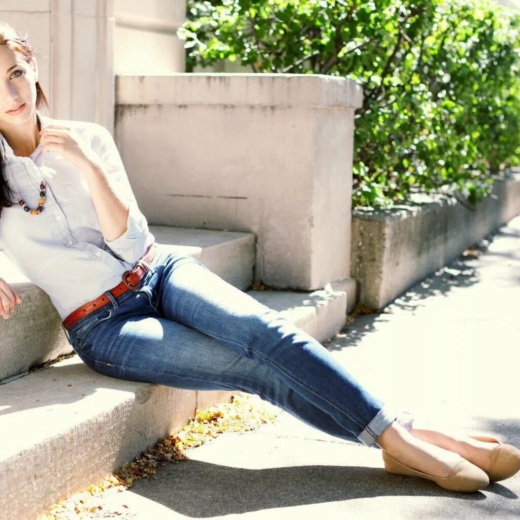 Jeans videos. Девушка в джинсах. Женские попы в джинсах. Candid джинсах. Mavi джинсы.