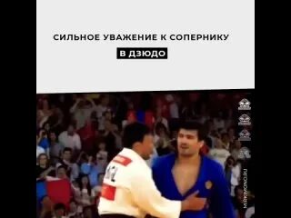 люди здороваются. коллектив. мотивация сотрудников. деловой этикет. сильное уважение.