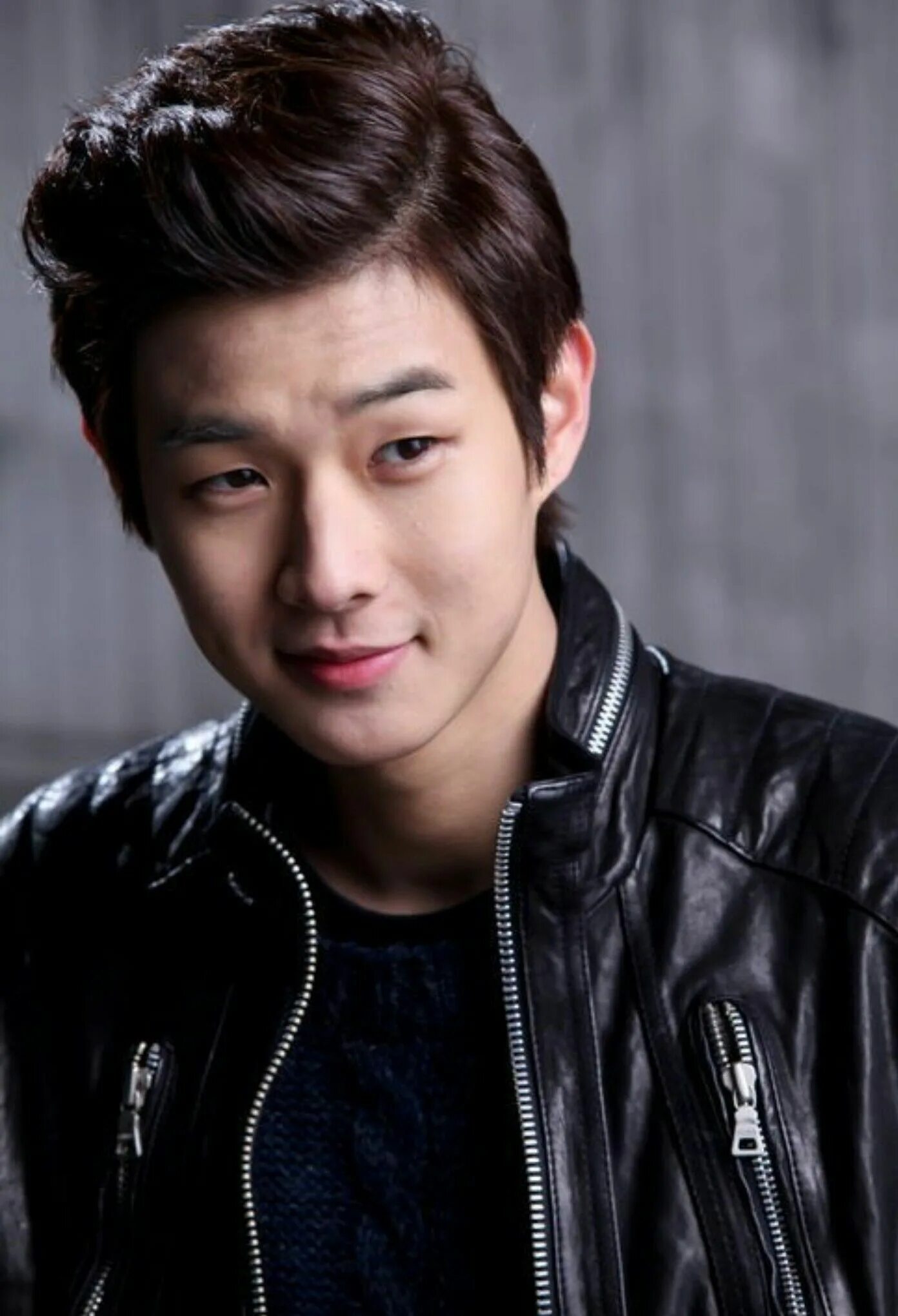 Чхве у сик ведьма. Чхве ушик. Чхве у шик. Чхве у-шик фото. Чхве у шик 2020.