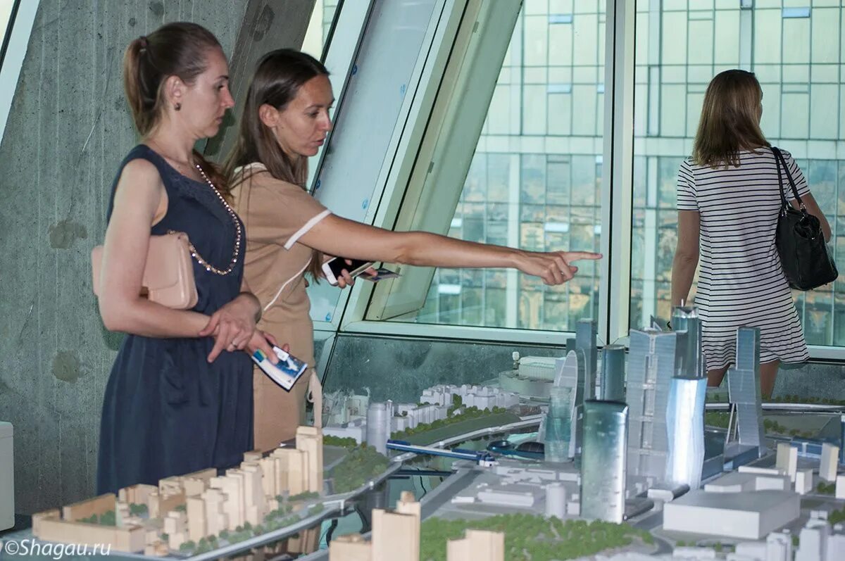 Башня Империя смотровая площадка. Москва Сити экскурсия на смотровую. Башня Империя экскурсия на смотровую площадку. Экскурсия в Сити башня Империя.