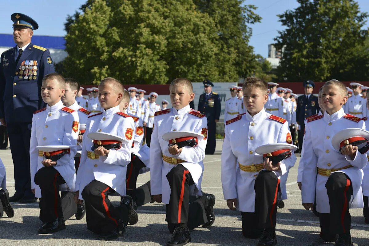 Ульяновское Гвардейское Суворовское военное училище. Суворовское училище Ульяновск. Гвардейское Суворовское военное училище УГСВУ. Кадетское училище Ульяновск. Ульяновское суворовское училище сайт