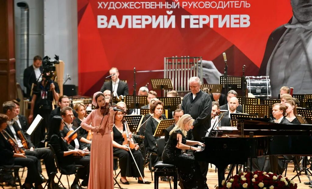 Сайт мариинского владикавказ. Мариинский театр владикавказ. фестиваль мариинский владикавказ. владикавказ театр гергиева. филармония владикавказ.