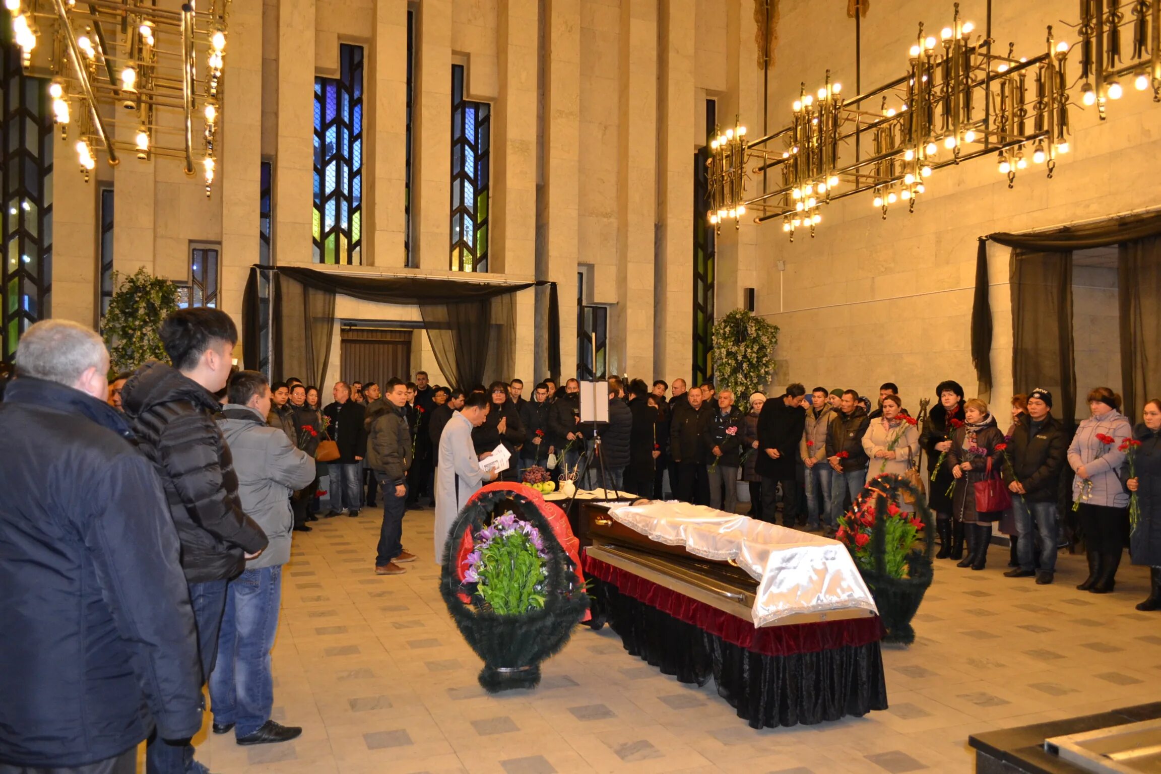 туальные услуги. расценки на ритуальные услуги. магазин ритуальных услуг. красивые гробы. государственная ритуальная служба.