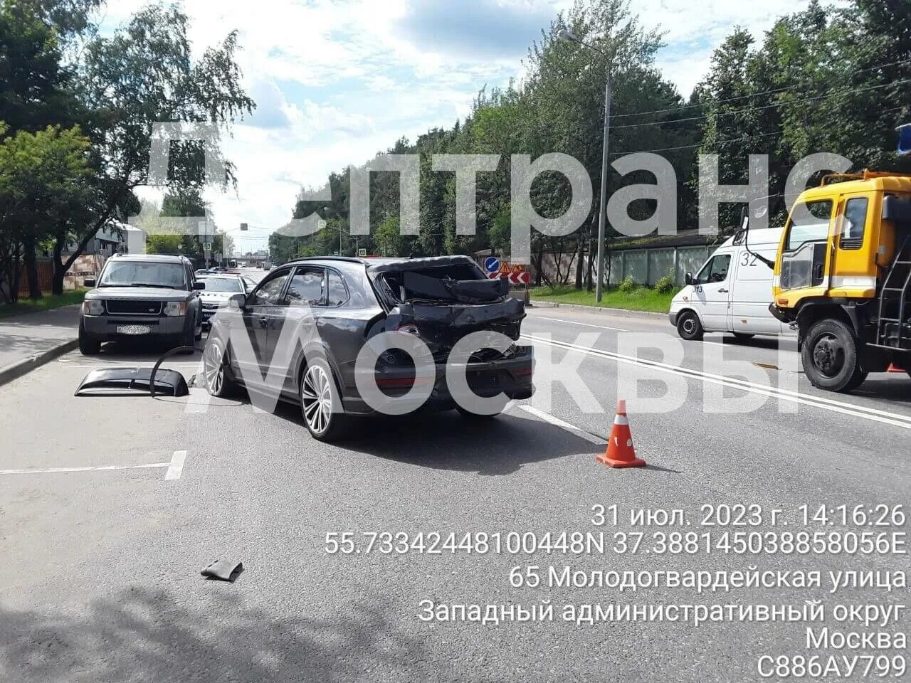 Мкад 56 км. Что случилось в кунцево. Что случилось в кунцево. Что случилось в кунцево. Москва горит стих.