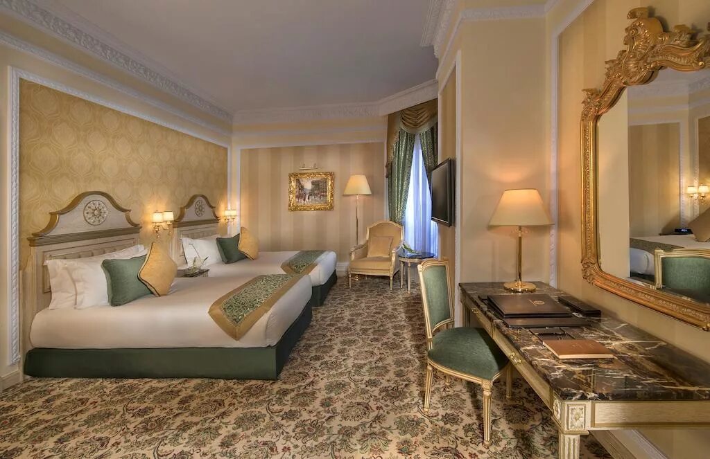 Дубай роуз 5 звезд. Royal rose hotel. Royal rose hotel abu dhabi. Royal rose 5 абу-даби. Royal rose hotel dubai.