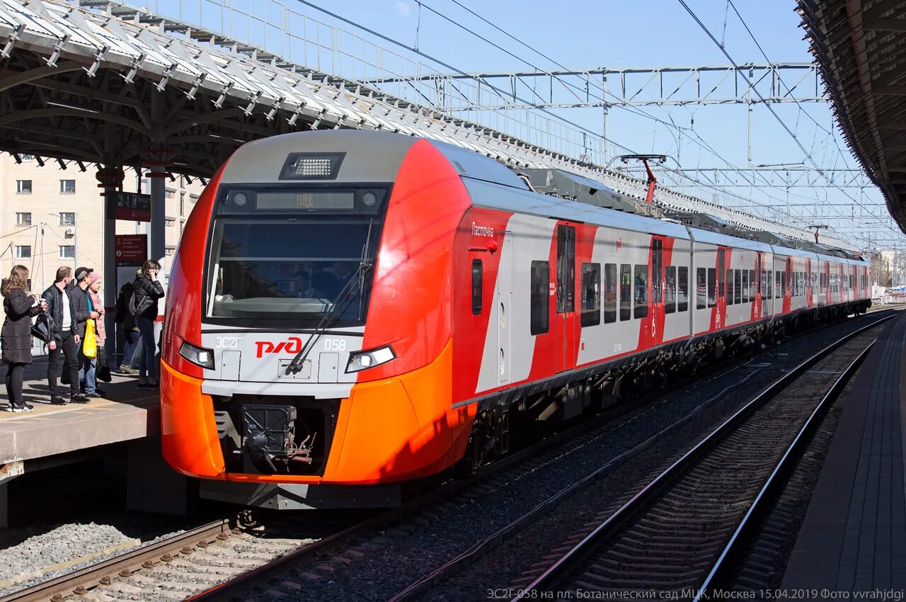 москва клин станции электрички. эс2г 091. электрички химки тверь. проездной на электричку ласточка крюково. электричка москва подсолнечная ласточка на завтра.