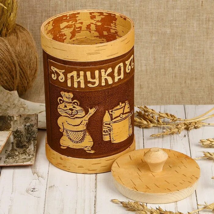 Лист бересты фото. Береста 1. Зеркало карманное деревянное. Деревянная бочонок для меда с ложкой. Хлебница, сухарница береста 49.