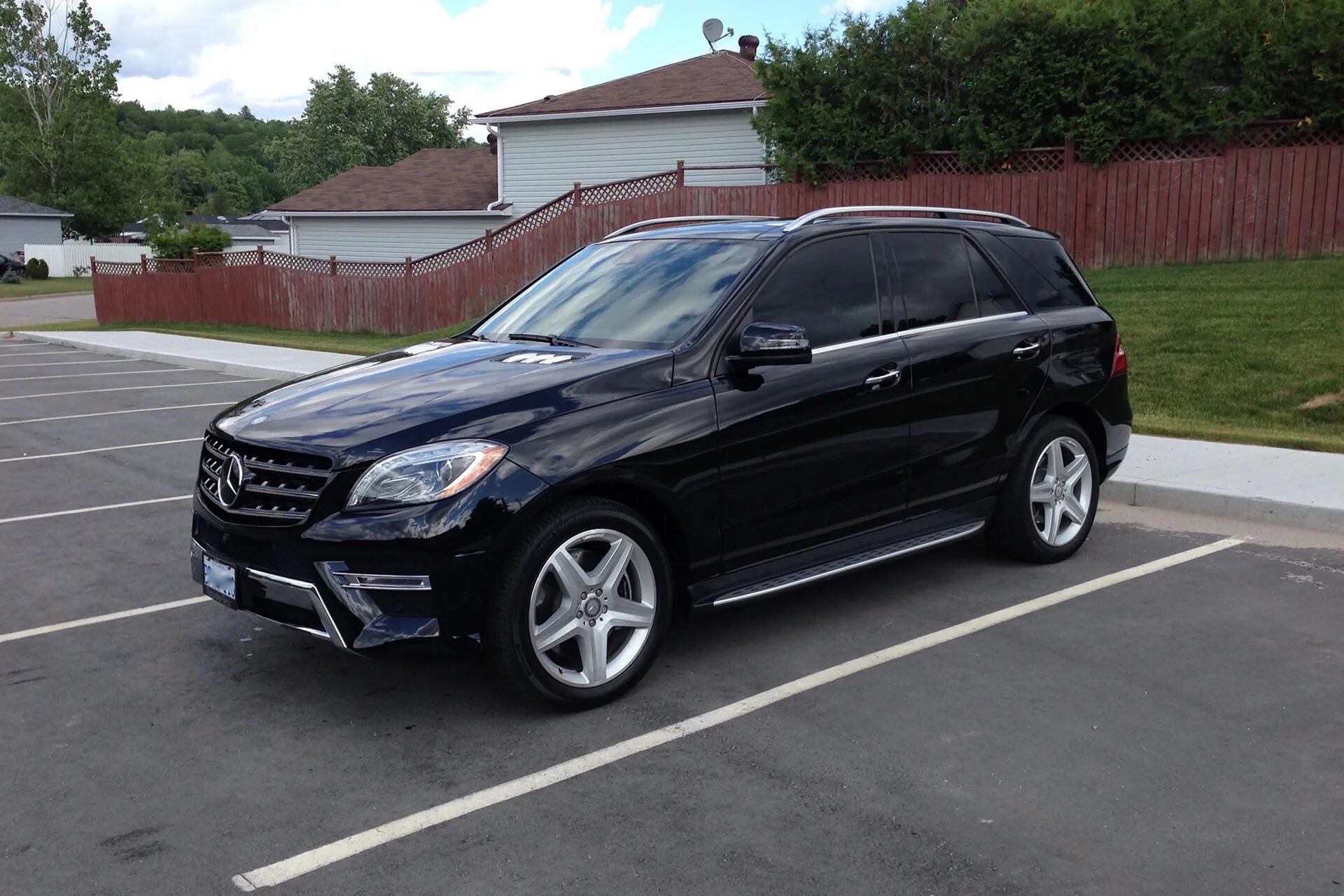 Черный мерседес мл. Мерседес мл 350 2014. Черный мерседес мл. Mercedes benz ml 350 2014. Mercedes w166 ml черный.
