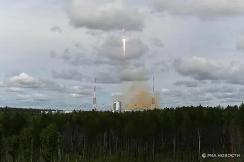 Вывели спутник