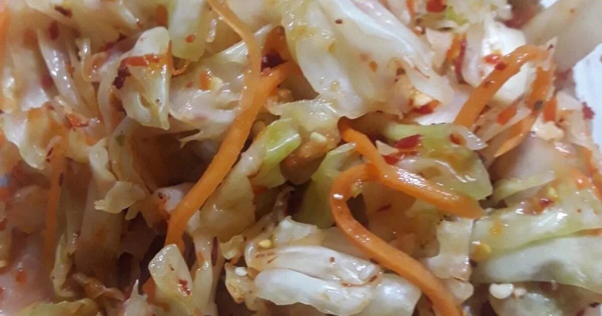 Рецепт кимчи из белокочанной капусты быстрая. Салат кимчи из белокочанной капусты. капуста кимчи из белокочанной капусты. кимчи с белокочанной капустой на зиму. кимчи обычной капусты.