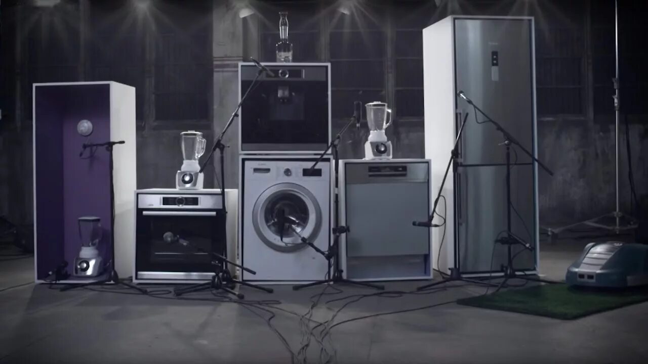 Бытовая техника стиральная машина. Bosch бытовая техника. Оборудование бош. Bosch Appliances. Bosch реклама бытовой техники.