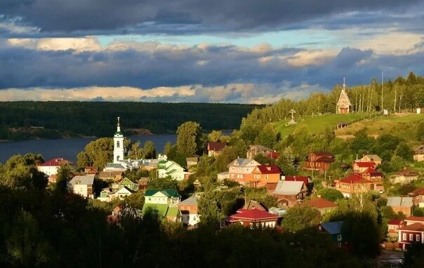 Город Плес Ивановской области. Плёс Ивановская область Основаиель. Плёс Ивановская область достопримечательности. Город Плес Ивановской достопримечательности.