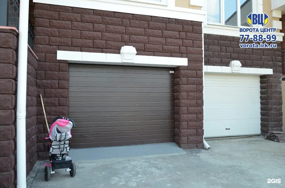 Ворота центр. Ворота центр. Калитка из вензелей. Въезд с секционными воротами. Ворота центр.