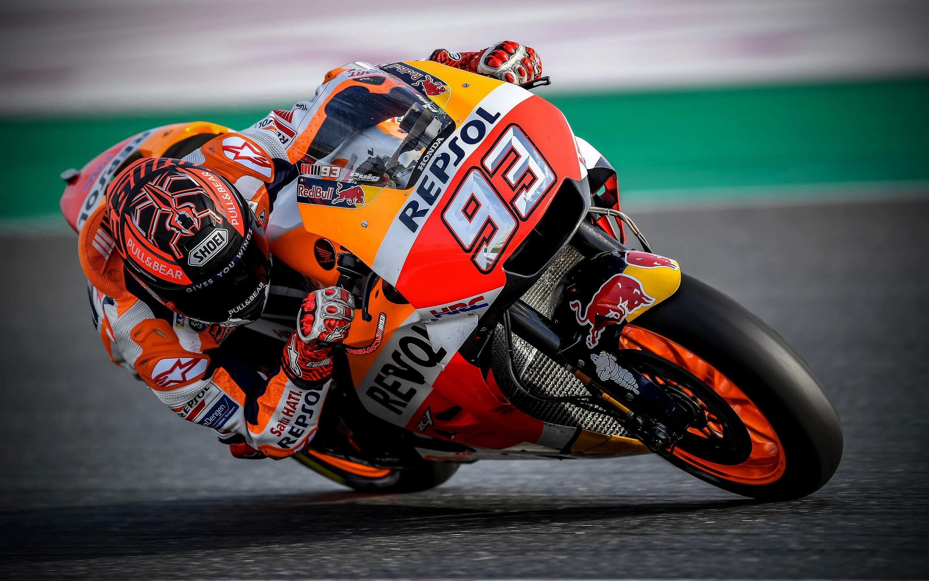Mark mar. Марк маркес на мотоцикле. marc marquez motogp 20. repsol honda team motogp 20. марк маркес обои.