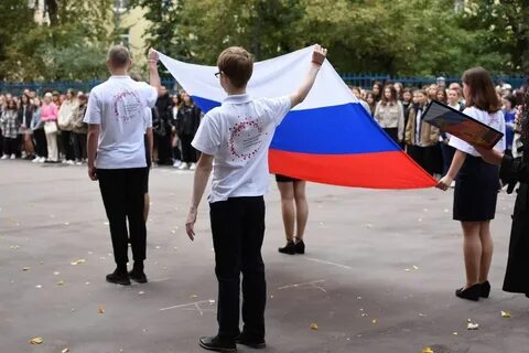 Прошли торжественные линейки
