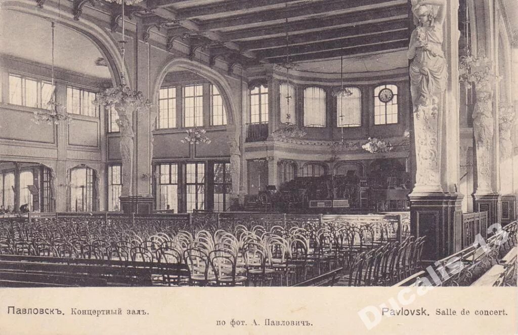 Больше зрелищ, меньше хлеба: как будет спасаться от закрытия фудмолл Vokzal 1853