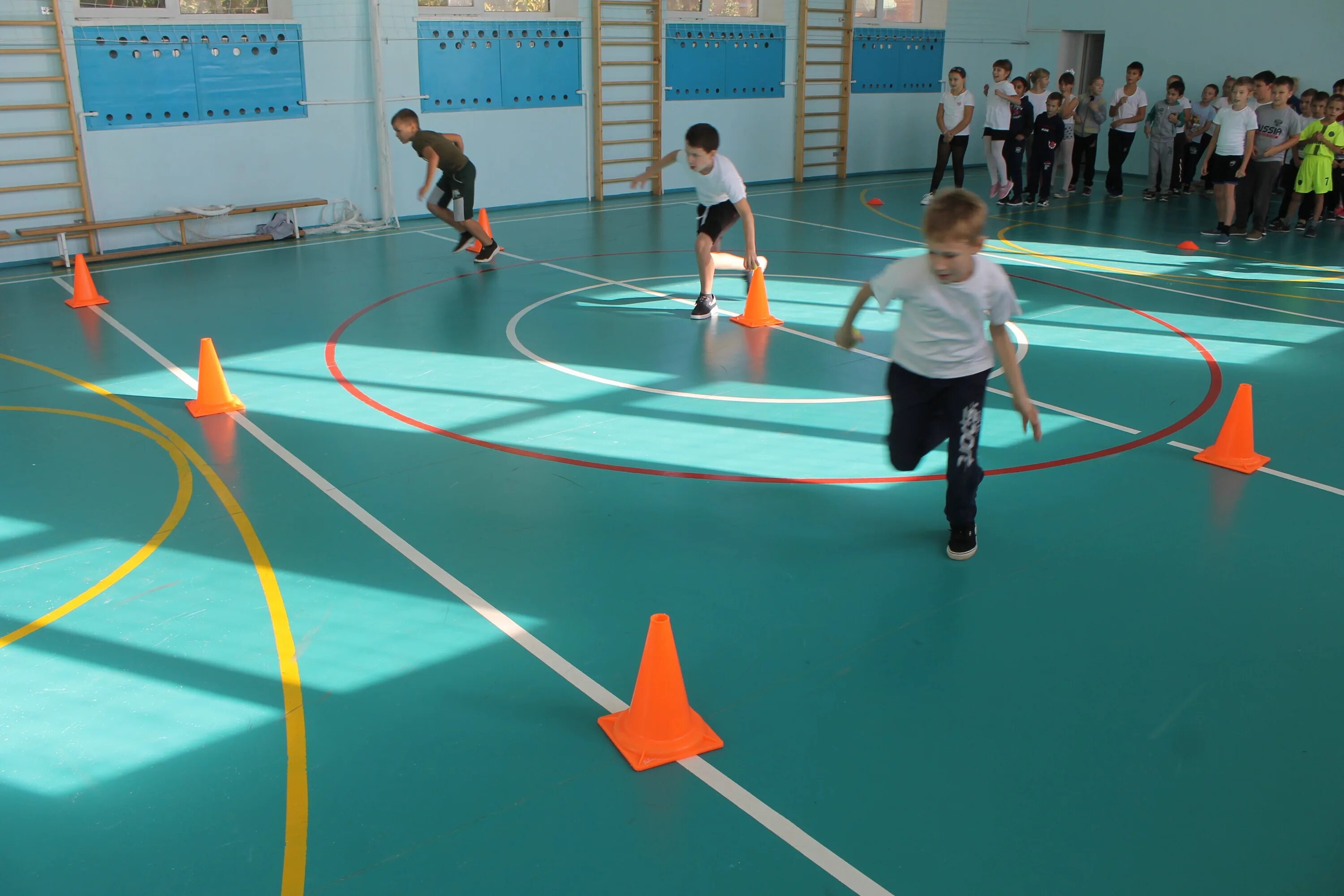 веселые старты в лагере. веселые старты эстафеты. необычные спортивные соревнования для детей. весёлые старты для дошкольников. веселые старты в школе.