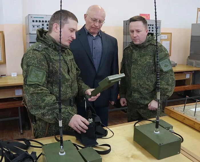 военная связь. командир части 42731 ульяновск. переславль залесский учебный центр связи рвсн. ульяновск межвидовой региональный учебный центр войск связи. 623 мруц ульяновск.